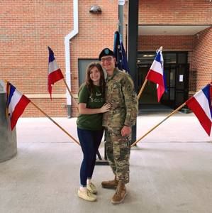 Meet your Posher, Bailey